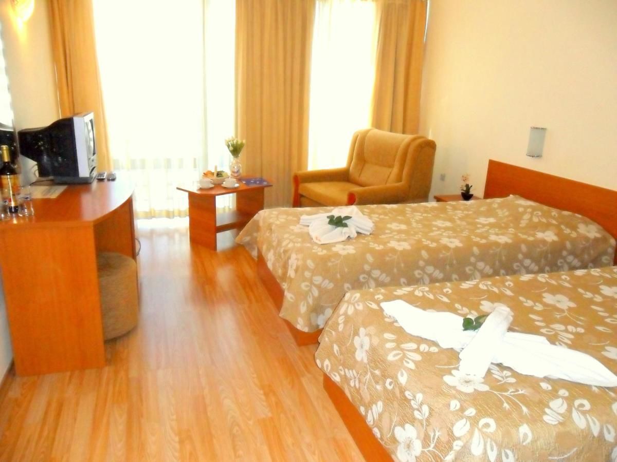 Отель Hotel Fors Бургас-16