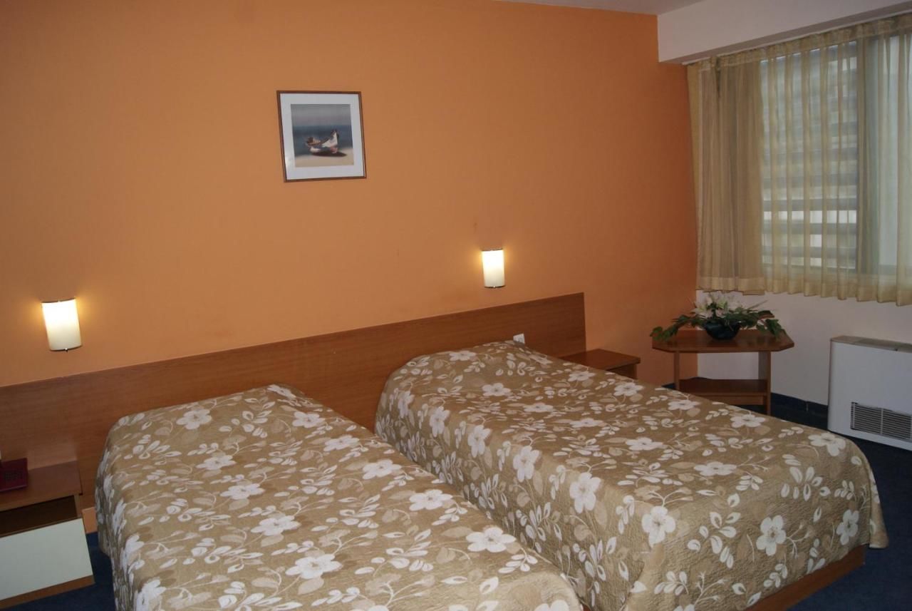 Отель Hotel Fors Бургас-11